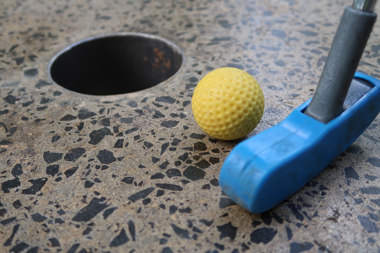 golf miniature golf hole free photo