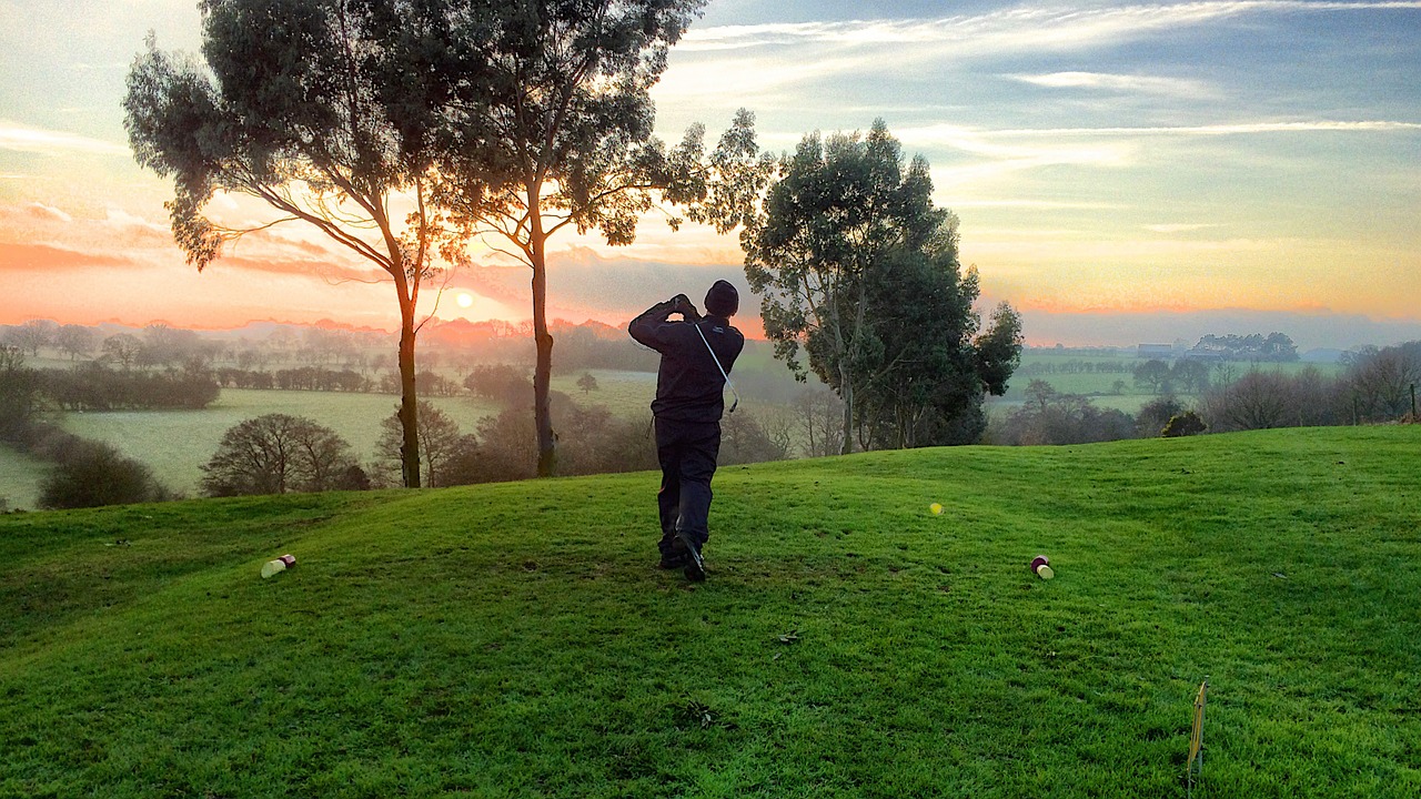 golf golfer hit free photo