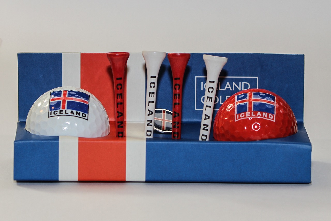 golf balls iceland golf-tee free photo