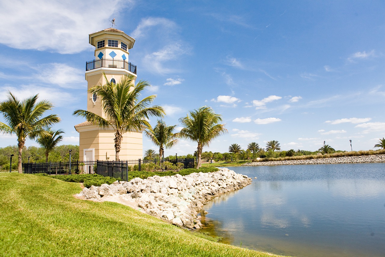 golf course light house golf free photo