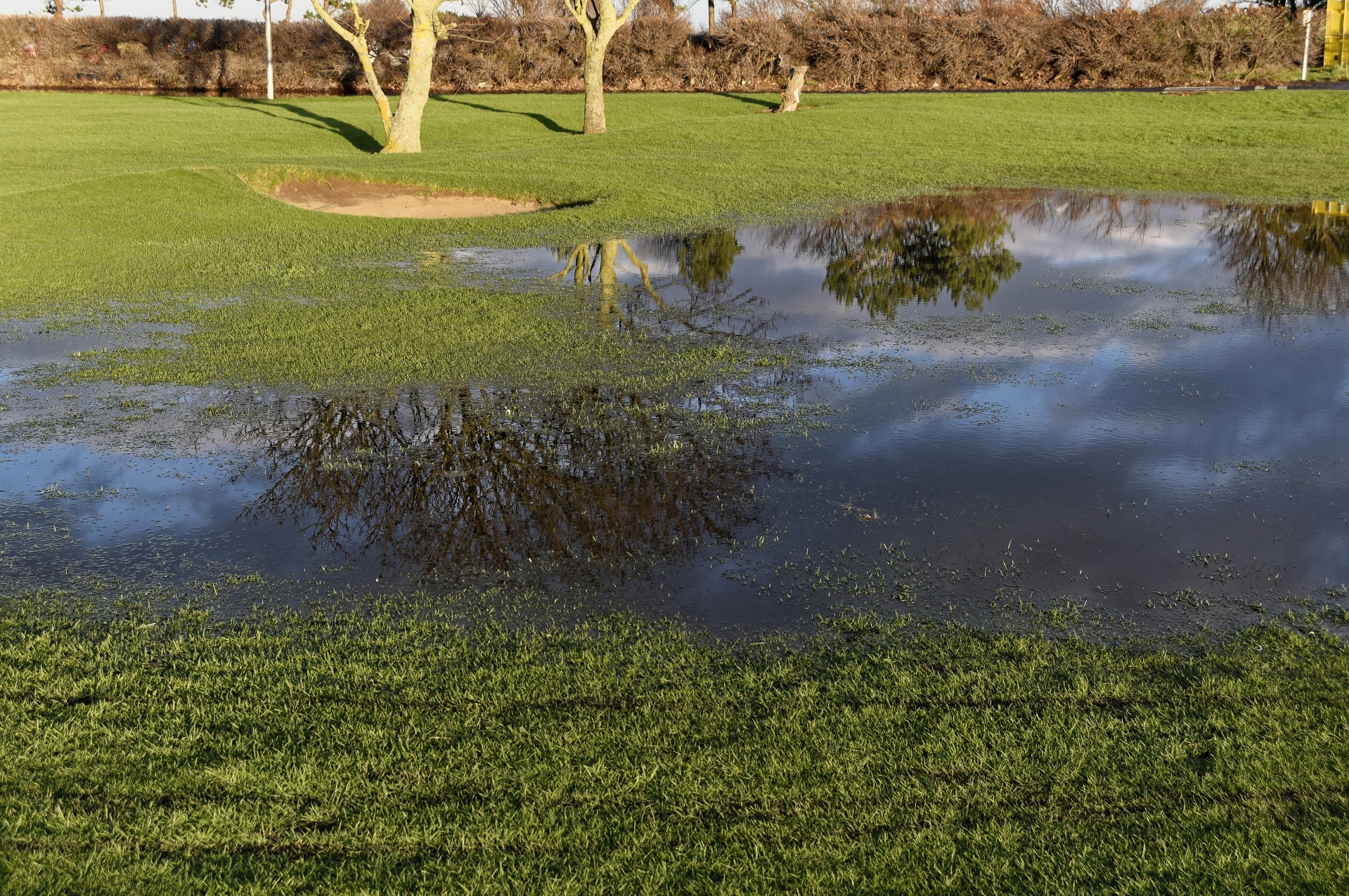 golf golf course flood free photo