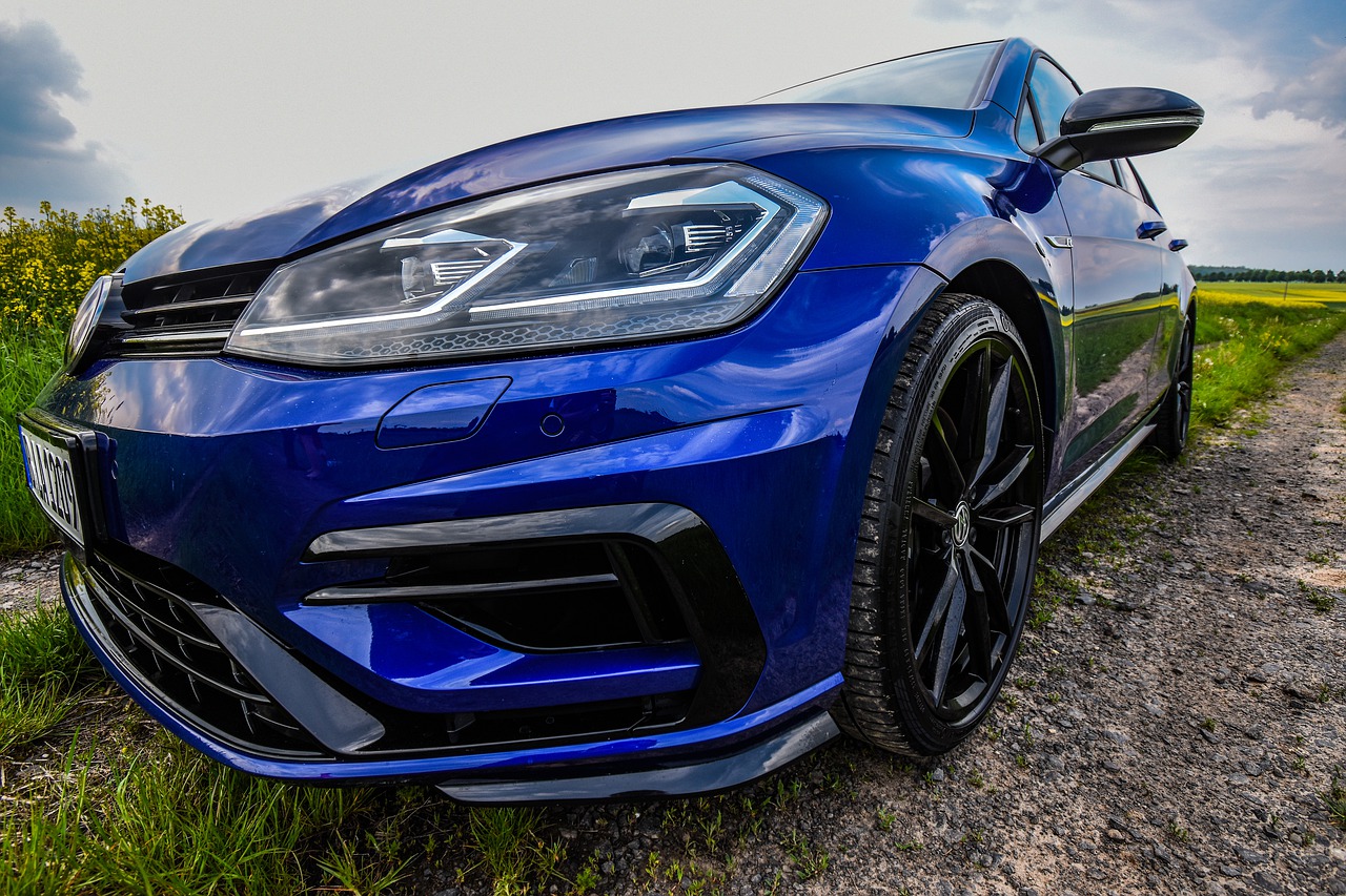 golf r  volkswagen  auto free photo