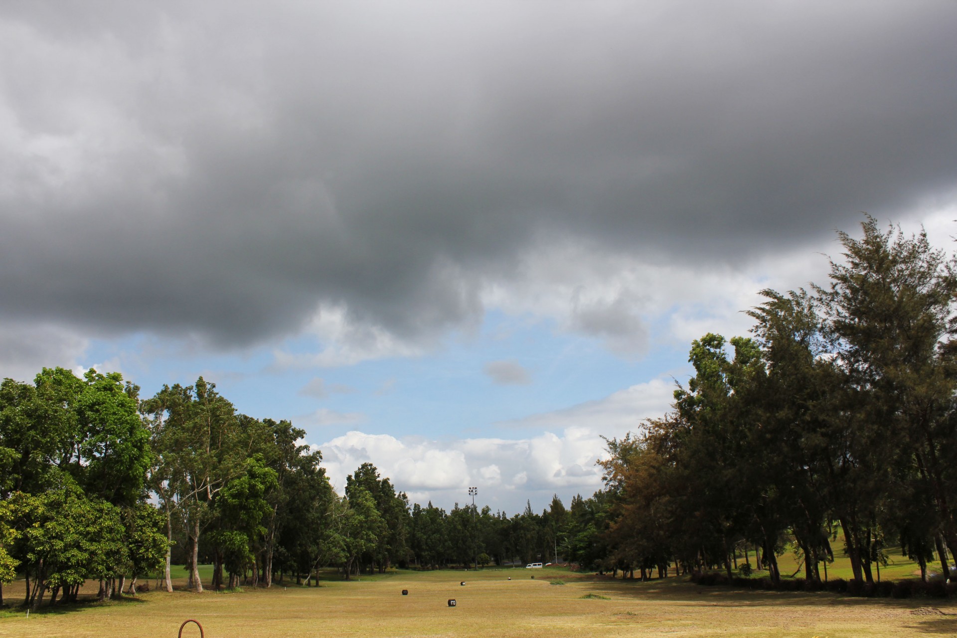 golf yard sky yard free photo