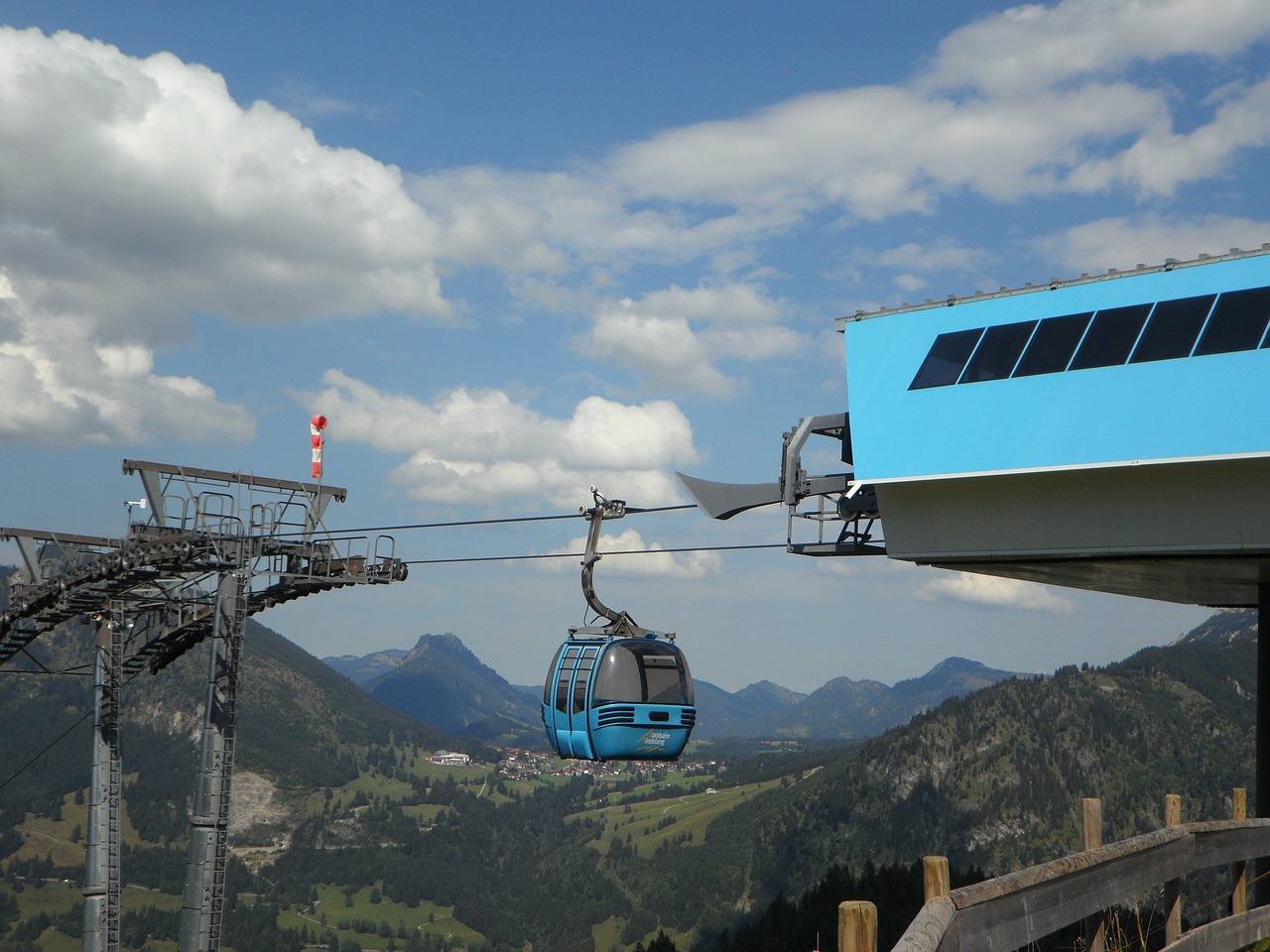 gondola mountain station mountain free photo