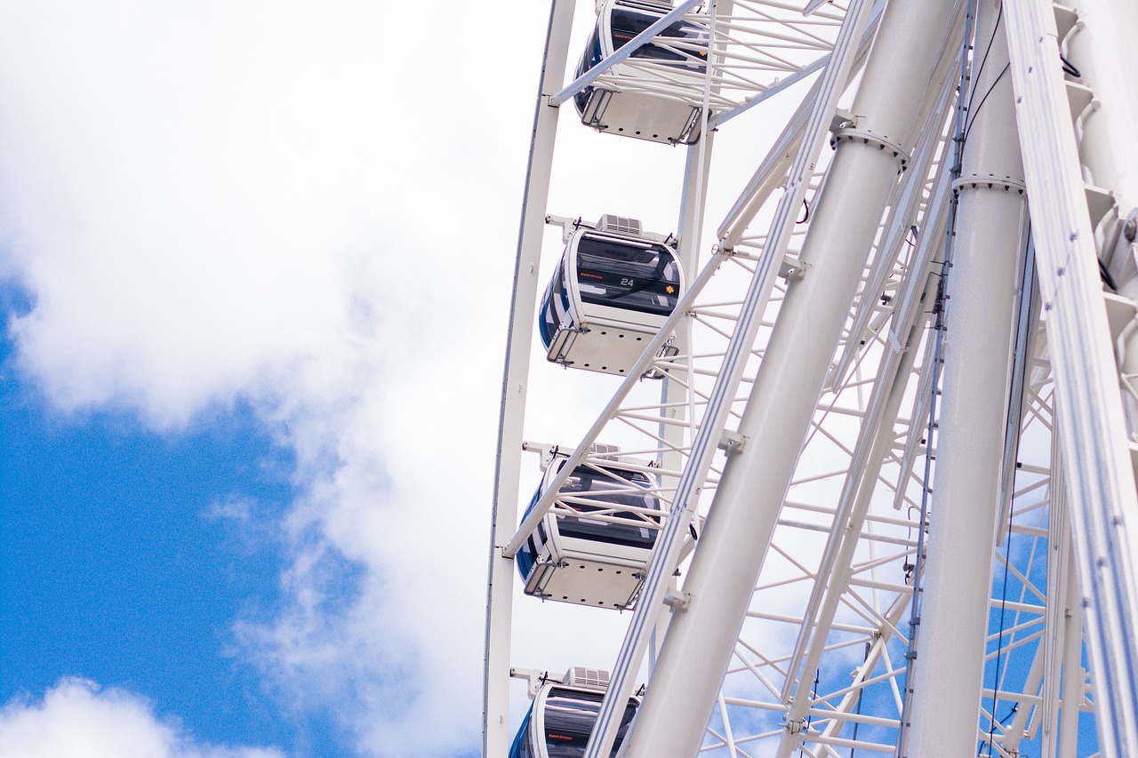 gondola ferris wheel sky free photo