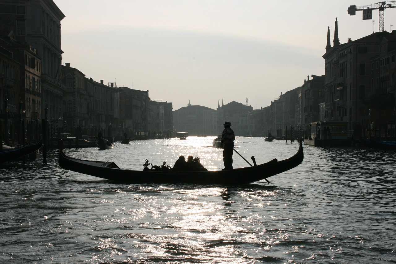 gondola venice canal free photo