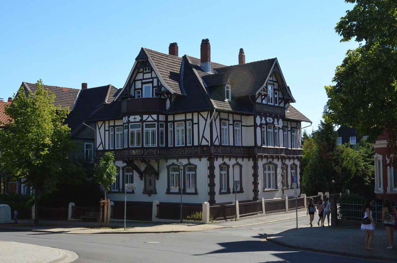 goslar fachwerkhaus architecture free photo