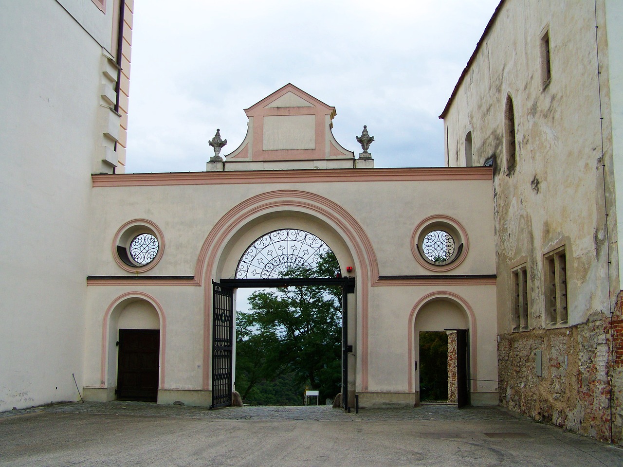 göttweigi abbey medieval buildings austria free photo