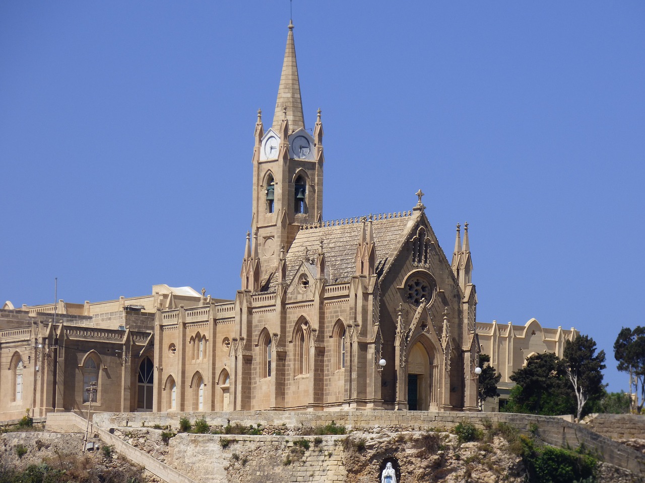 gozo cathedral architecture free photo