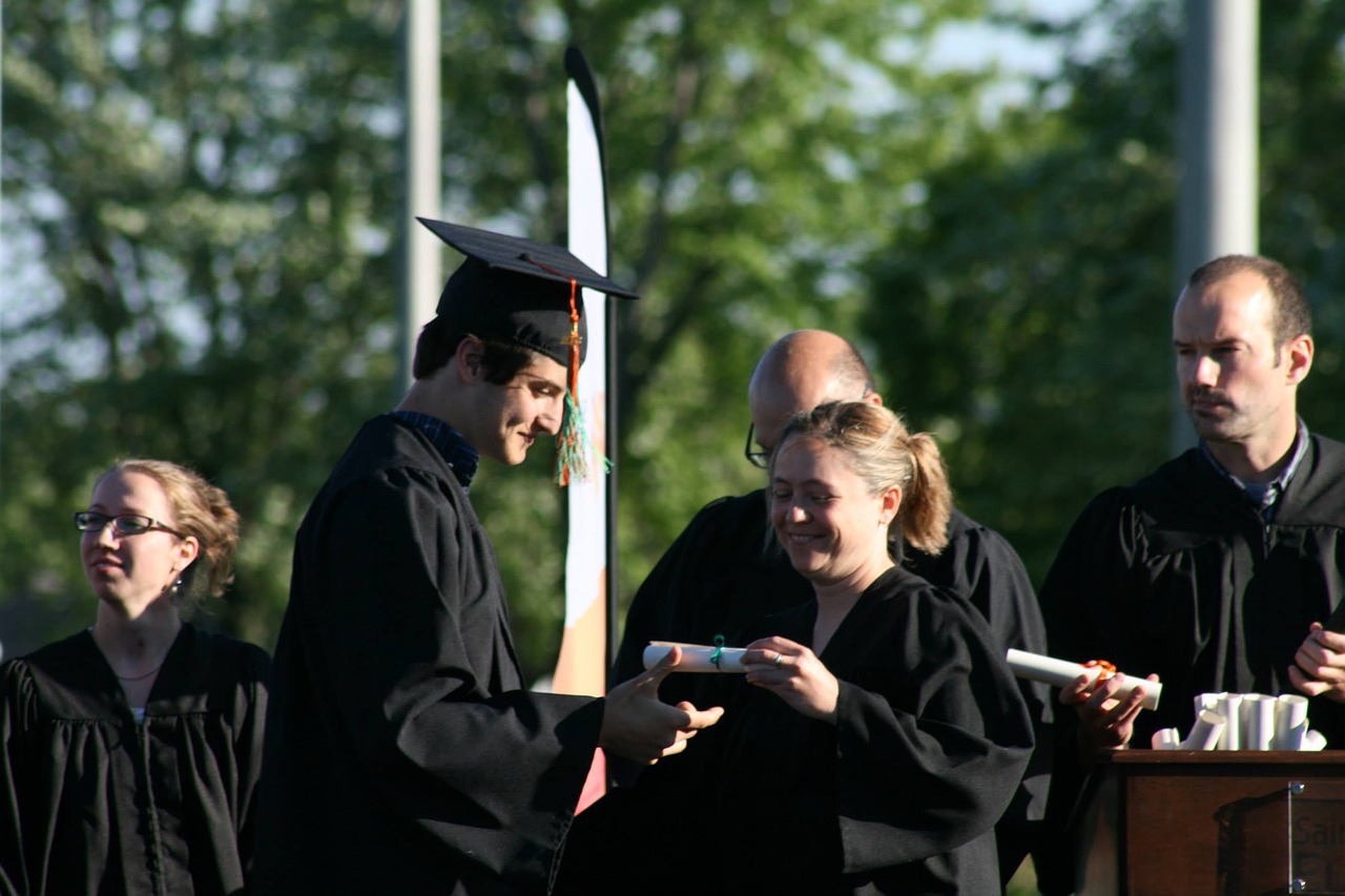 graduation secondary v diploma free photo