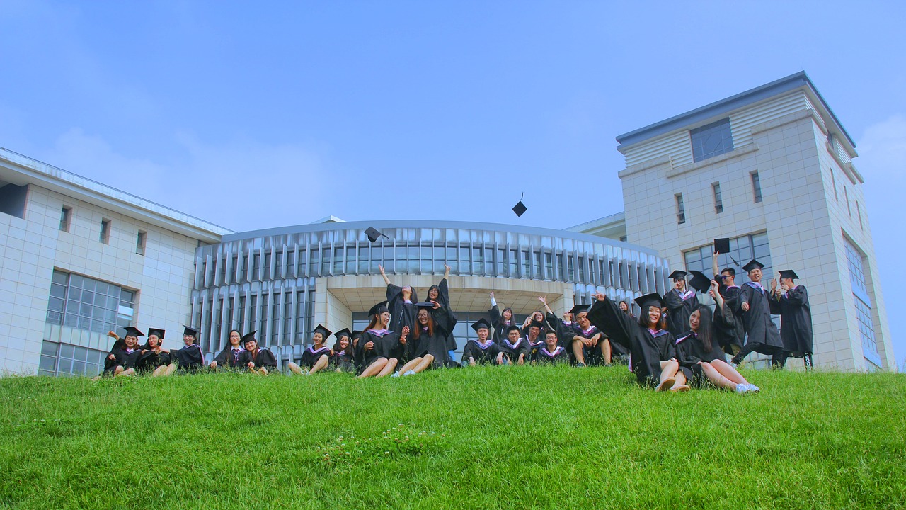 graduation group photo summer free photo