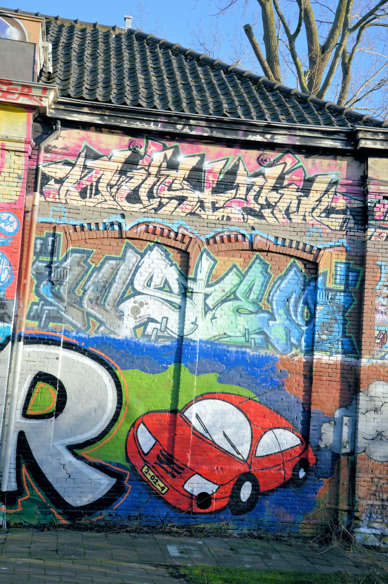 graffiti wall decoration free photo