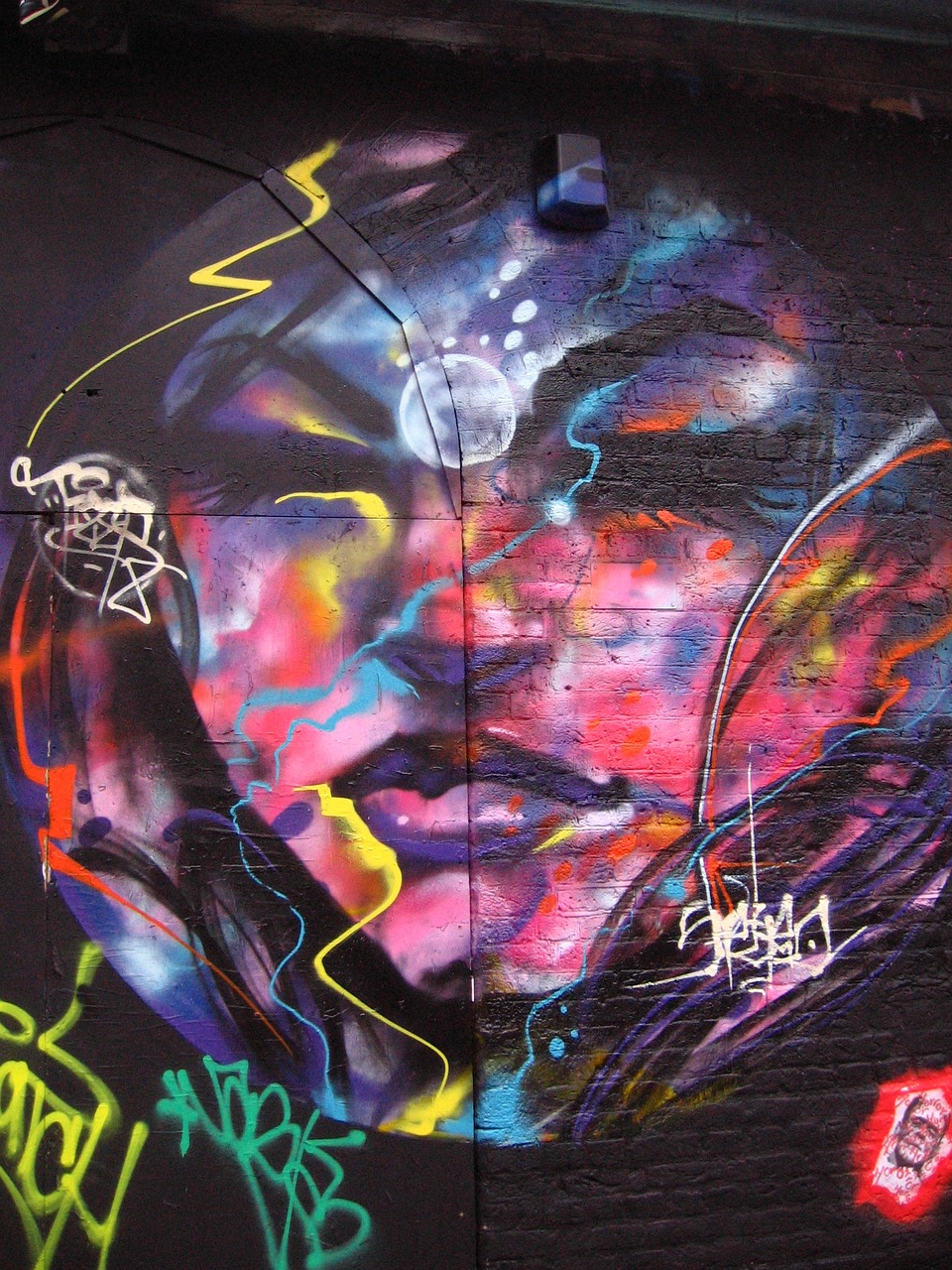 graffiti tag london free photo