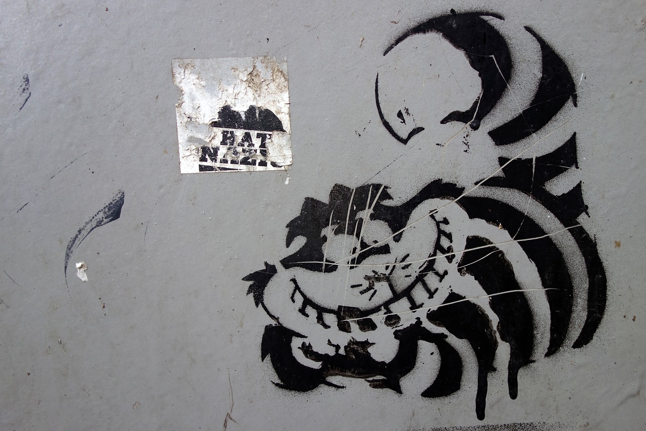 graffiti cat cheshire cat free photo