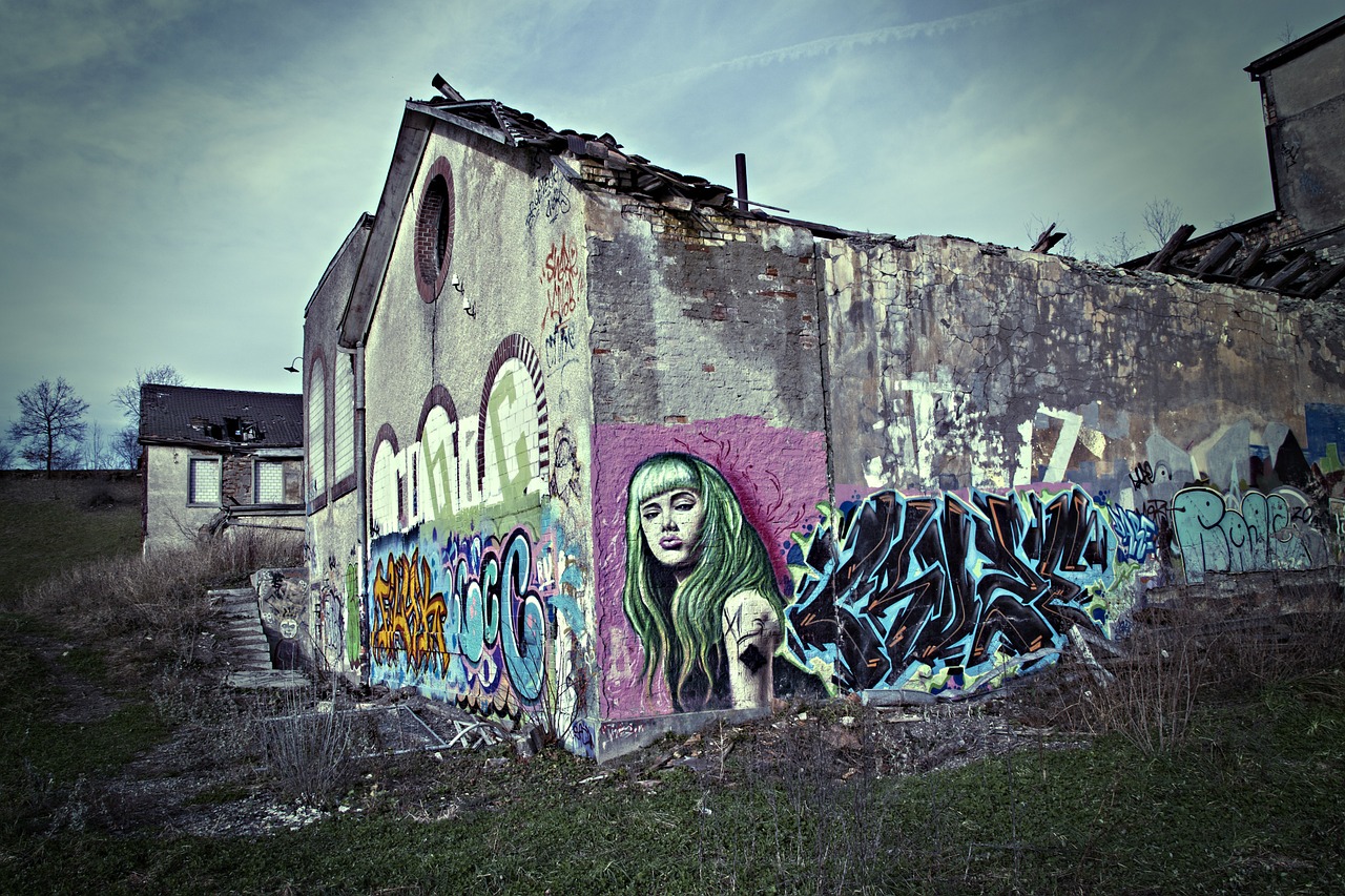 graffiti industry building free photo