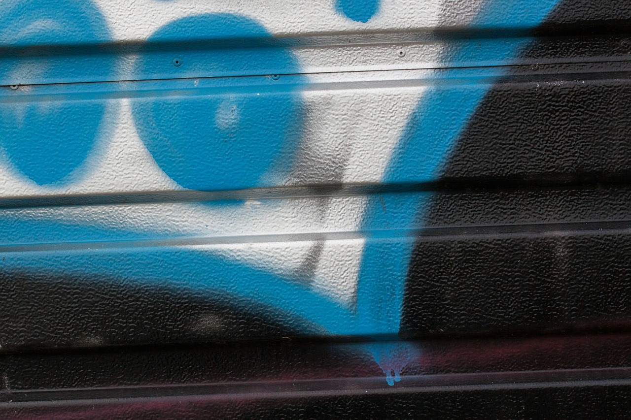 graffiti wall grunge free photo