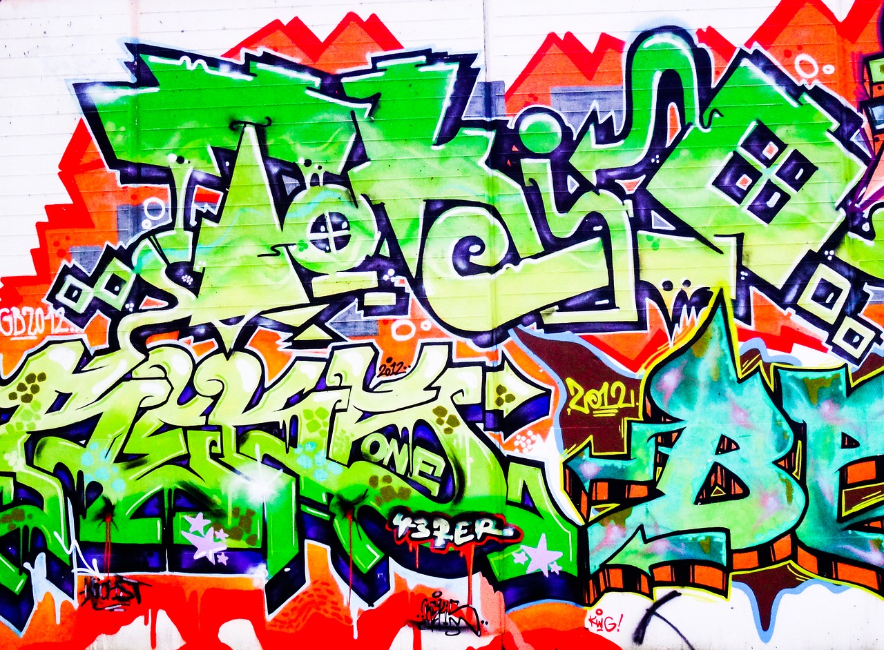 graffiti letters font free photo