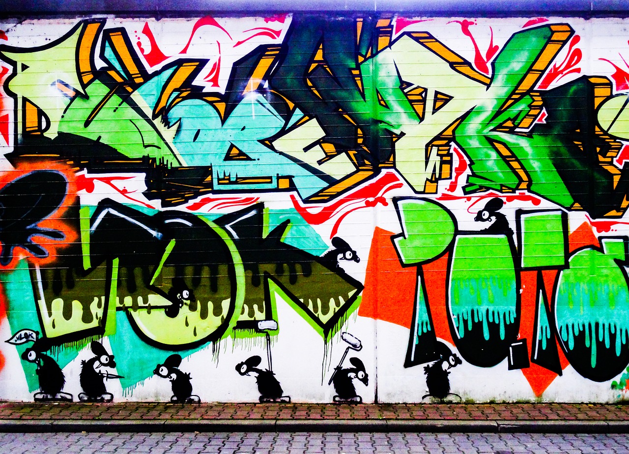graffiti letters font free photo