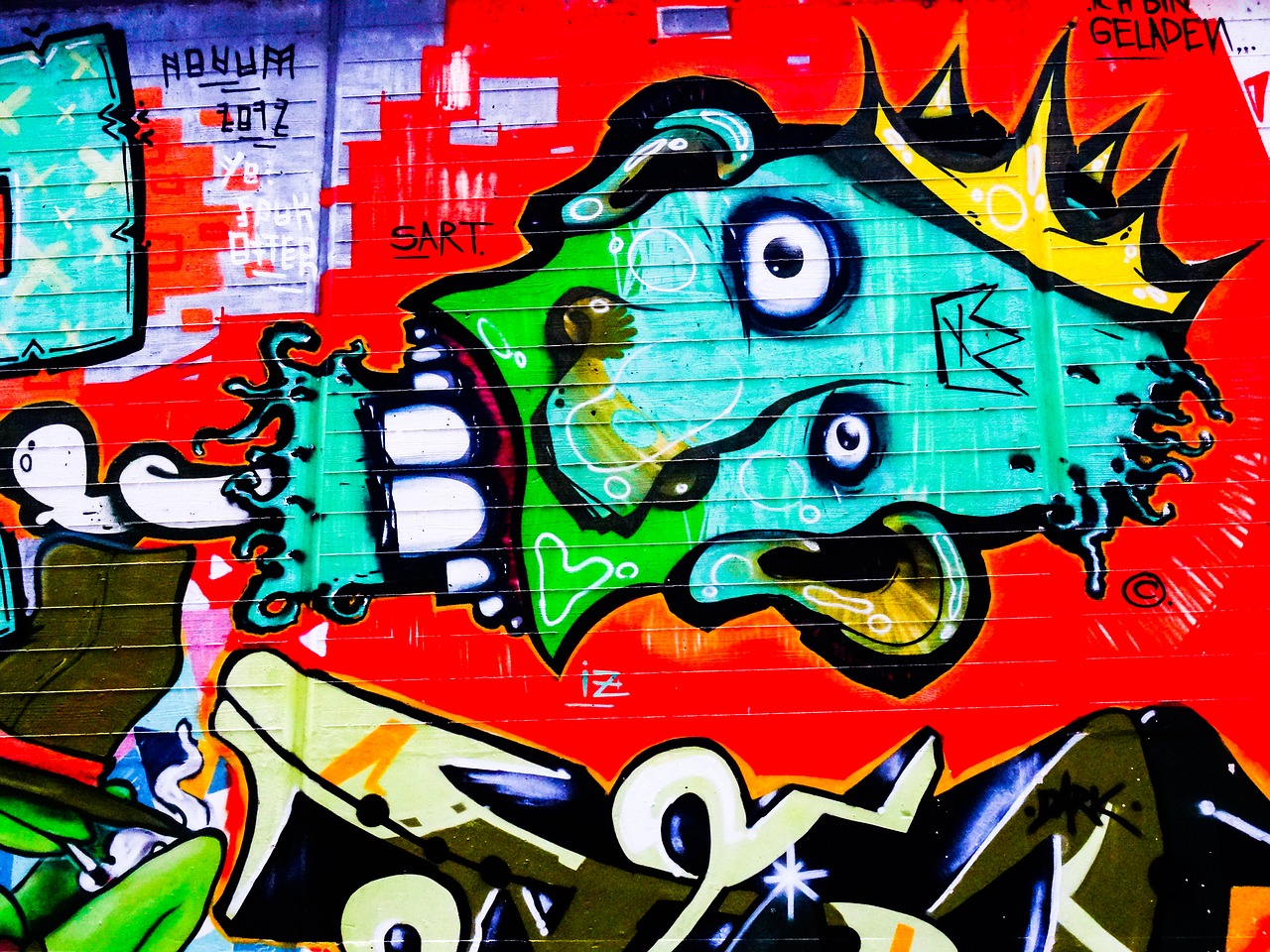 graffiti decoration painted free photo