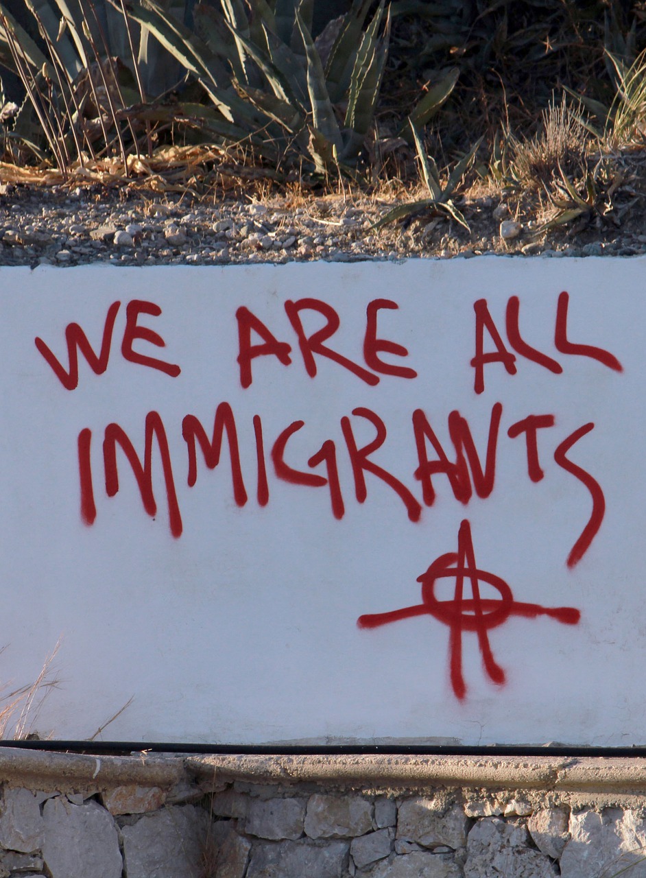 graffiti trump immigrants free photo