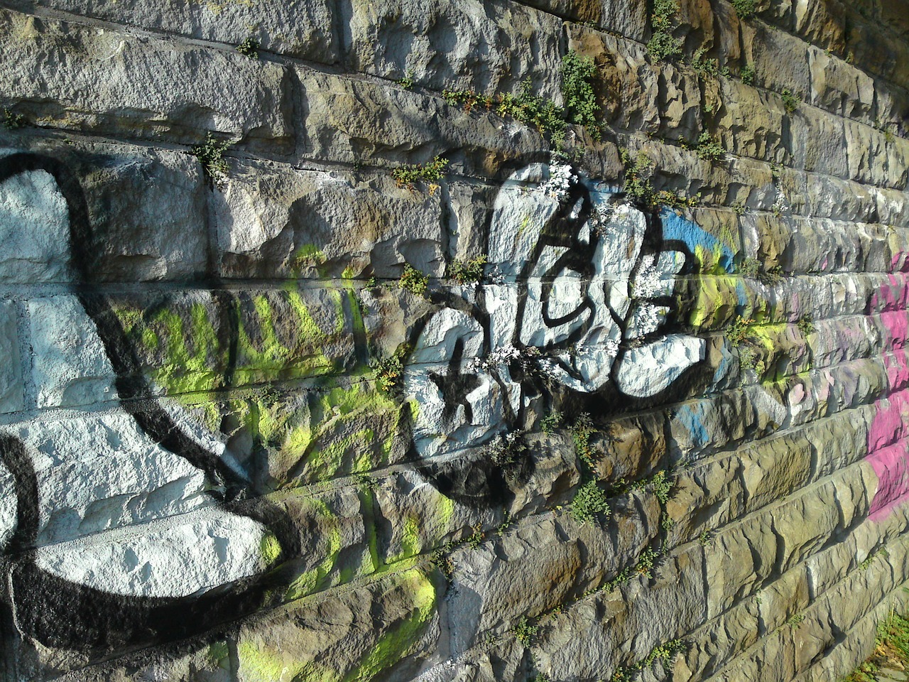 graffiti wall stones free photo