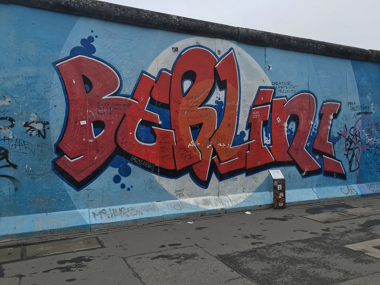 Берлин граффити