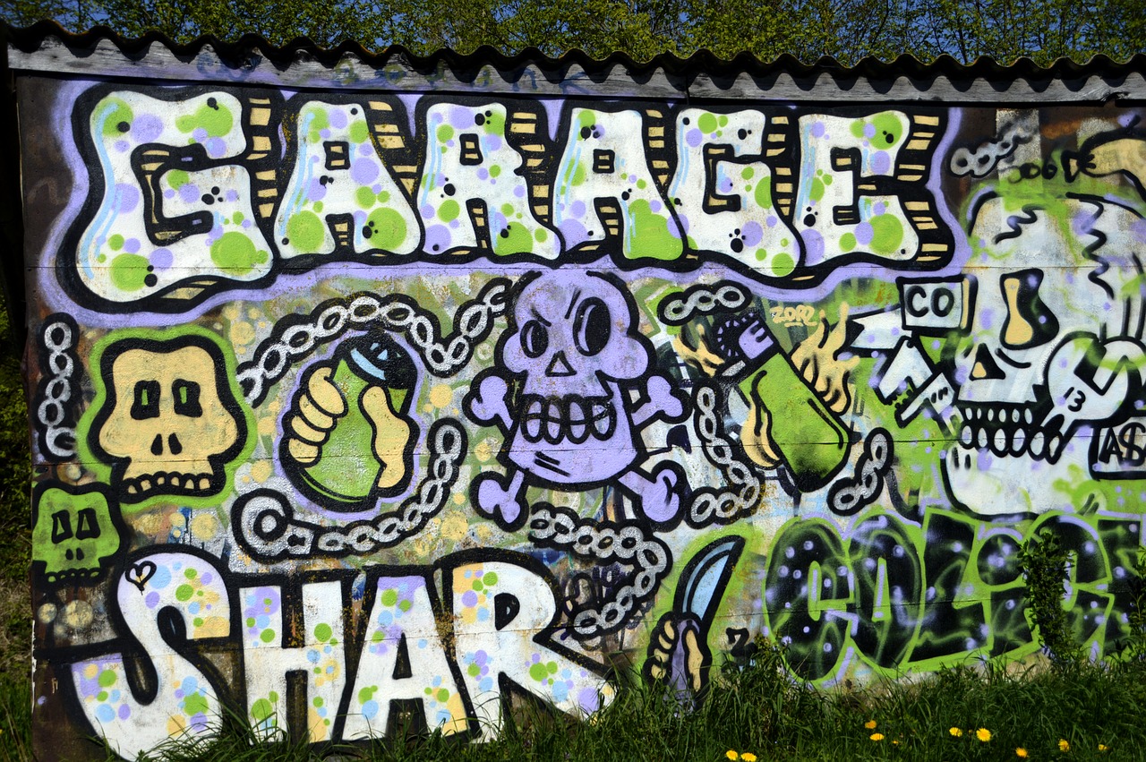 graffiti  creativity  sign free photo