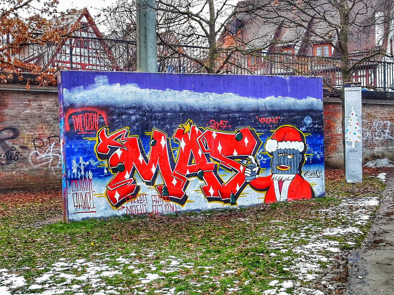 graffiti  xmas free pictures free photo