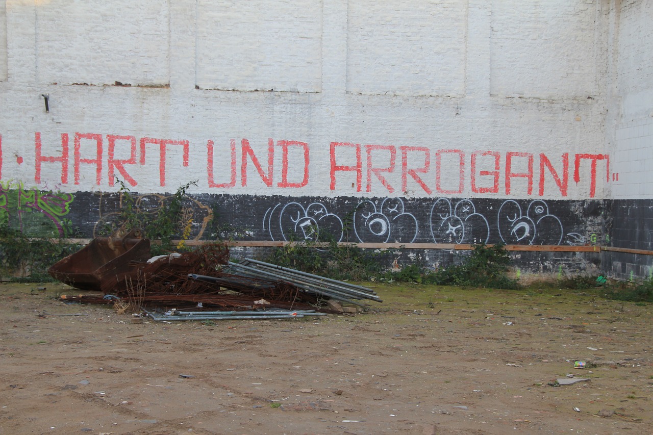 graffiti hard arrogant free photo