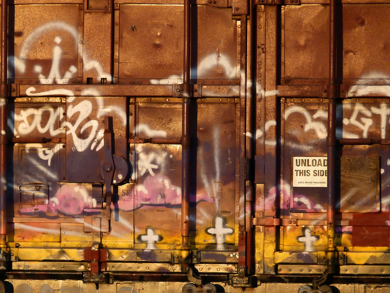 graffiti art colorful free photo