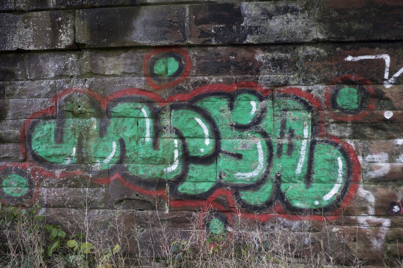 graffiti urban wall free photo