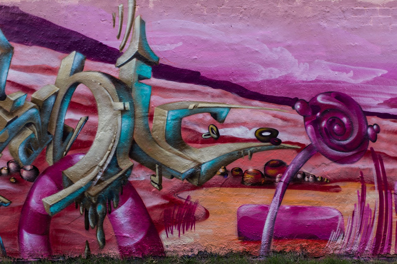 graffiti pink mural free photo