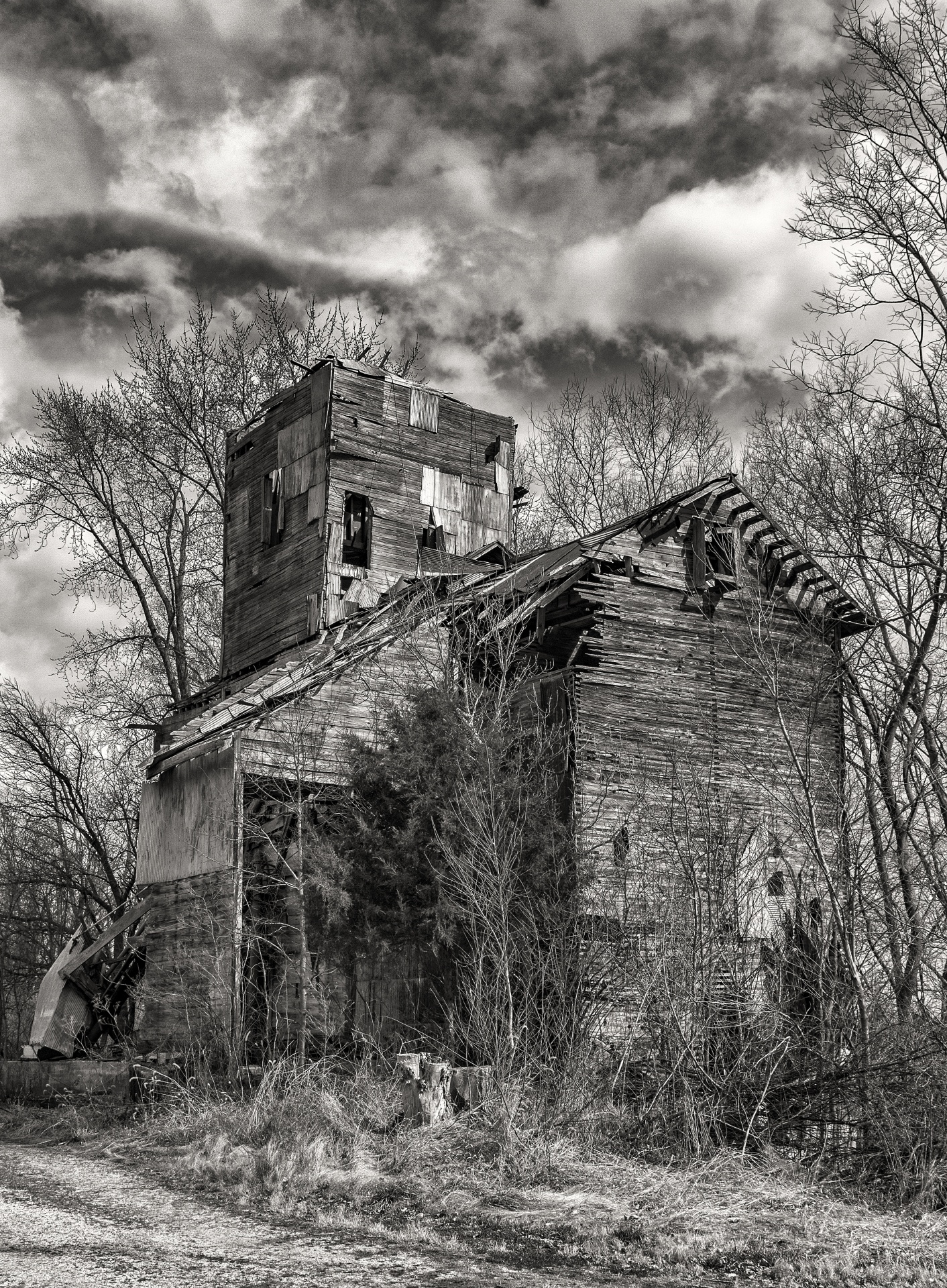 rural decay garin elevator decay free photo