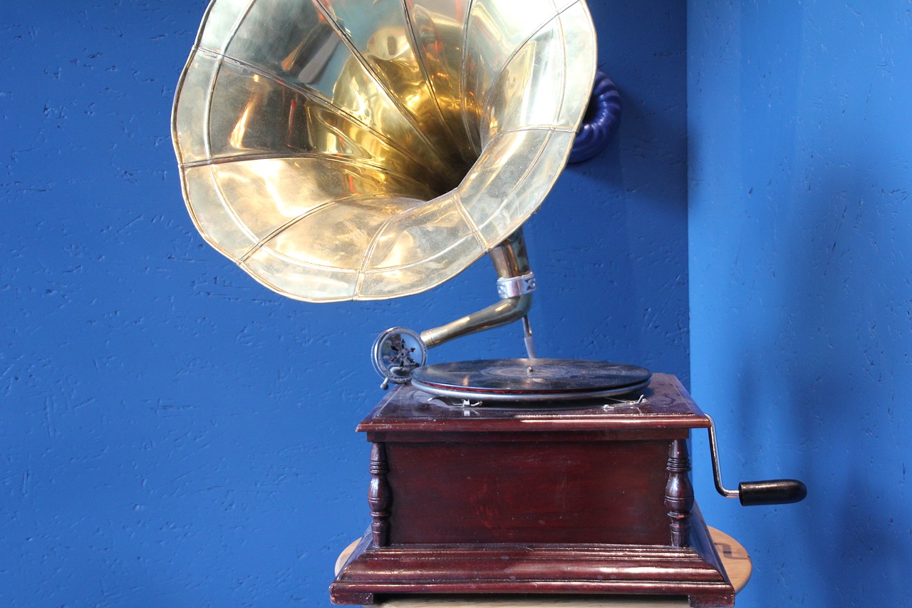 gramophone nostalgia turntable free photo