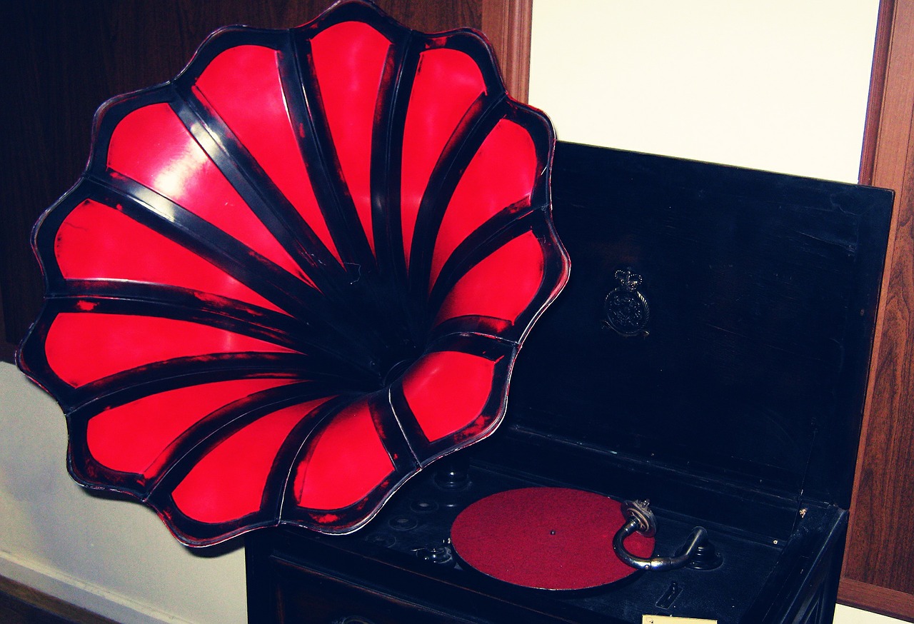 gramophone music old free photo