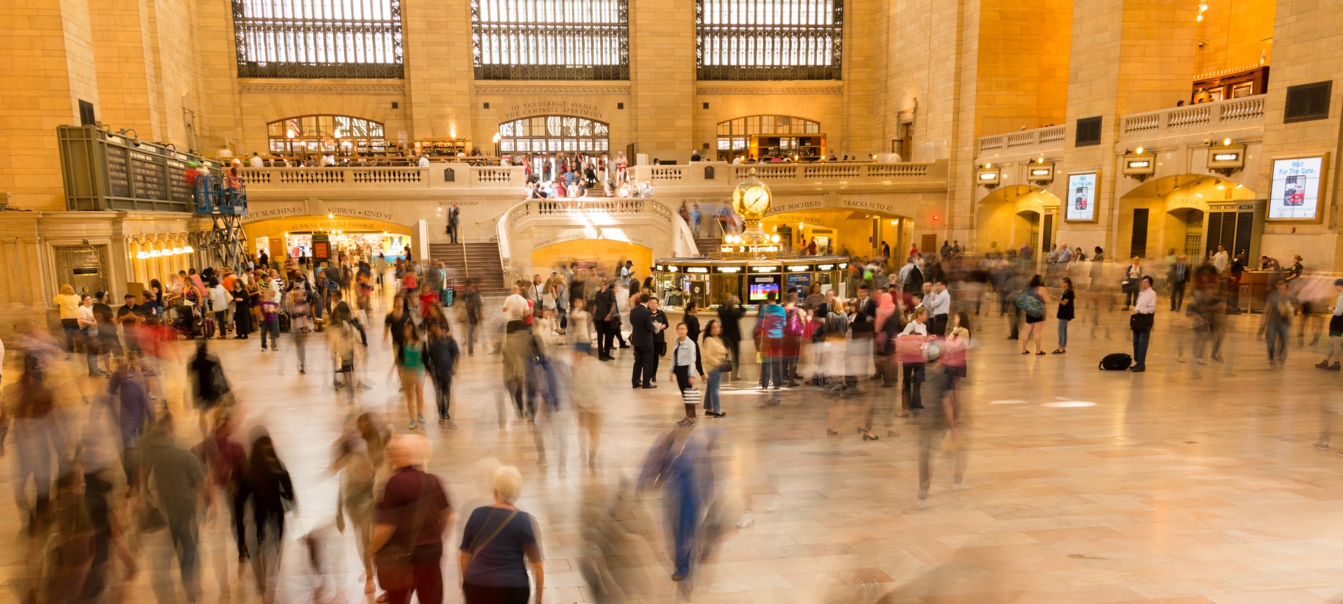grand central terminal building busy free photo
