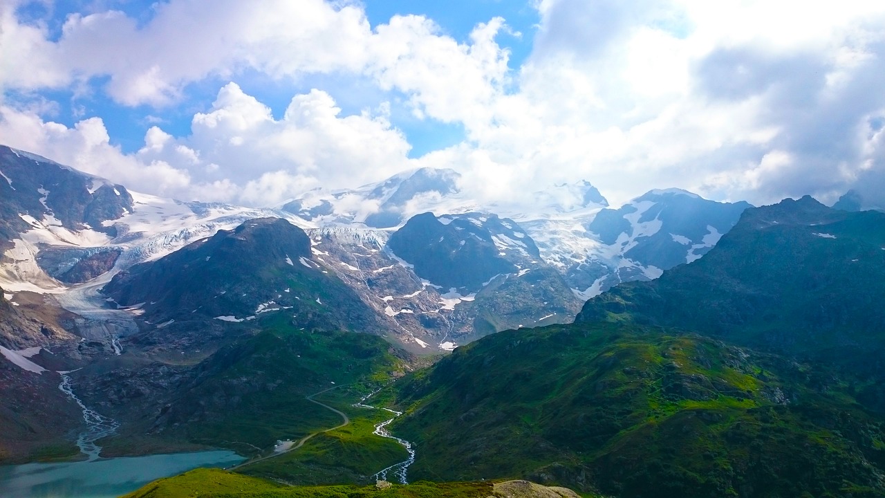 Grand st. Высокогорный воздух красивые картинки. Alpine Foothills.