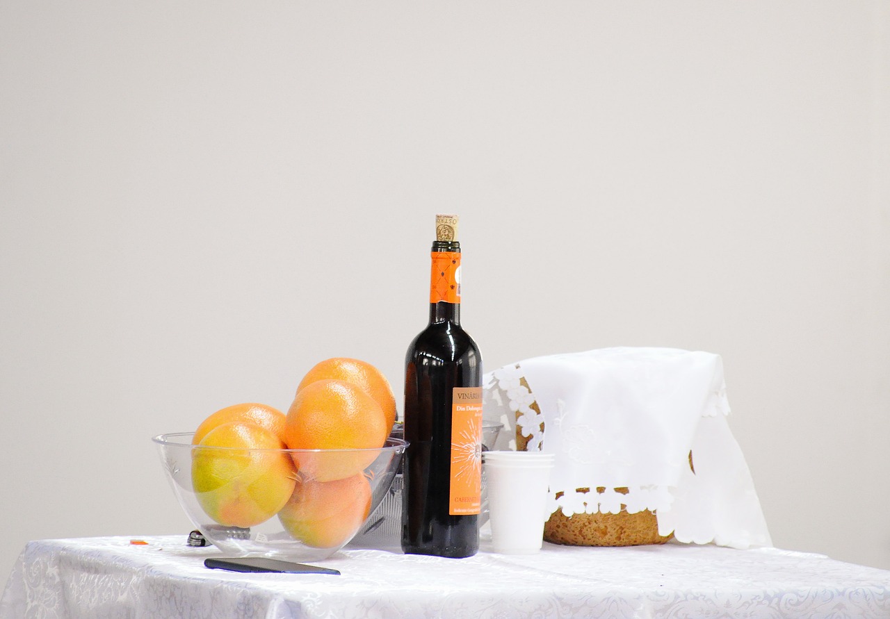 grapefruit  wine  table free photo