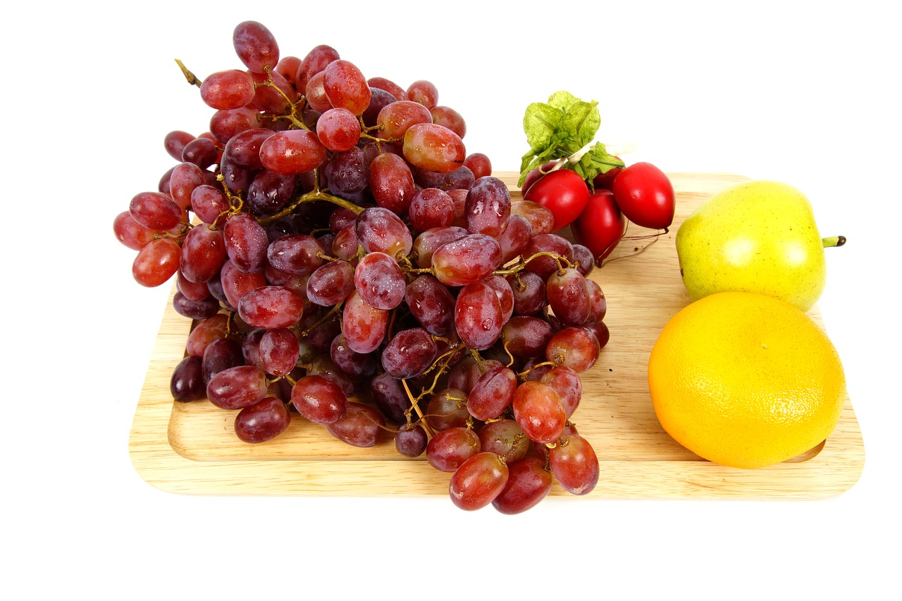 grapes fruit freshness free photo