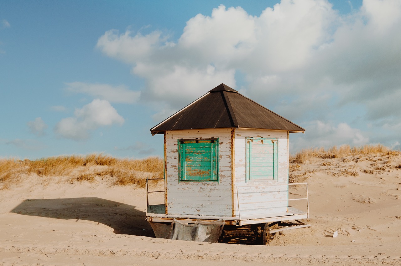 grass outdoor house free photo