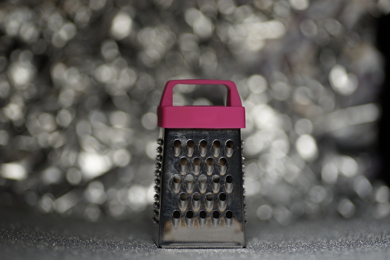 grater  bokeh  macro free photo