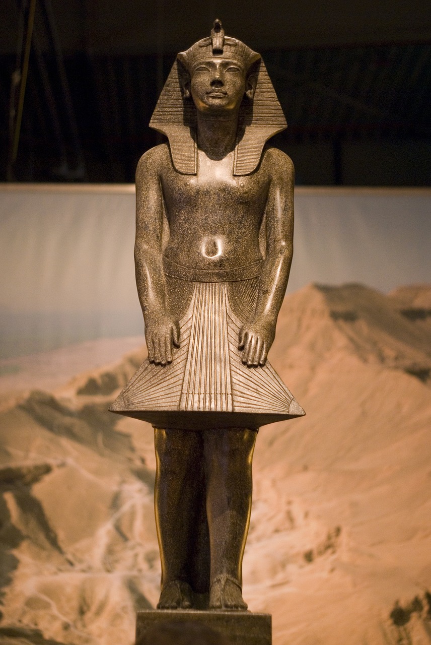 grave tutankhamun egypt free photo