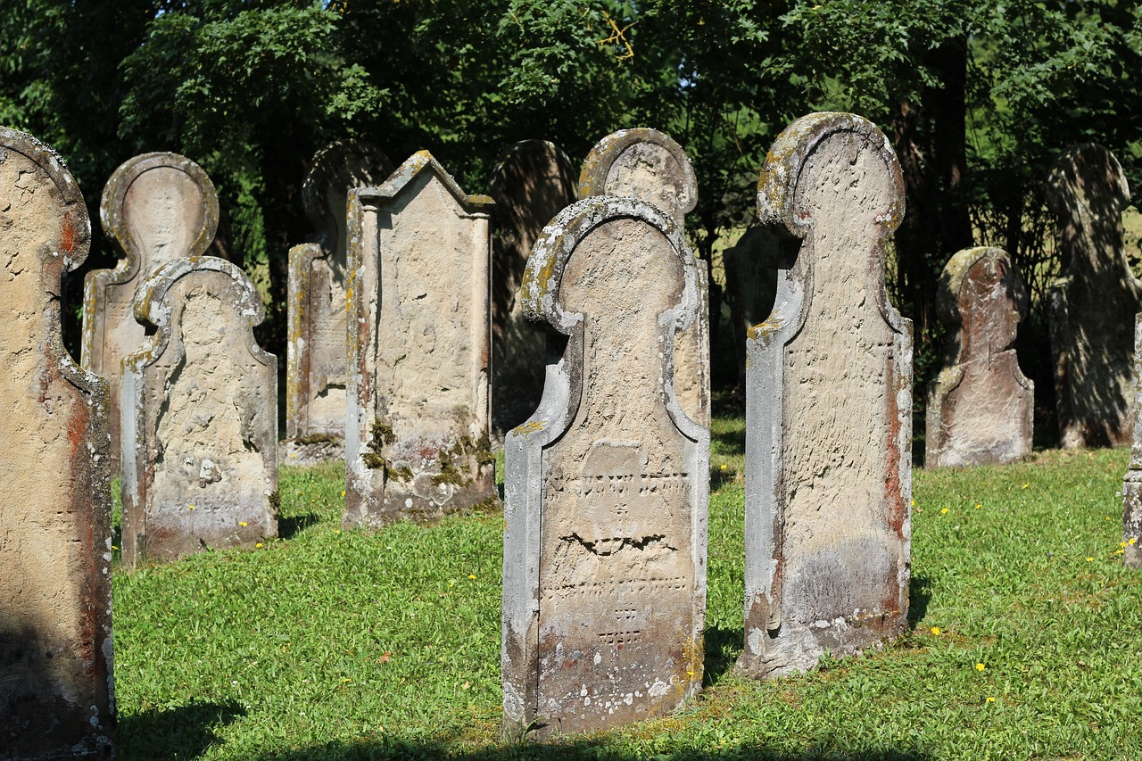 grave stones jewish cemetery resting place free photo