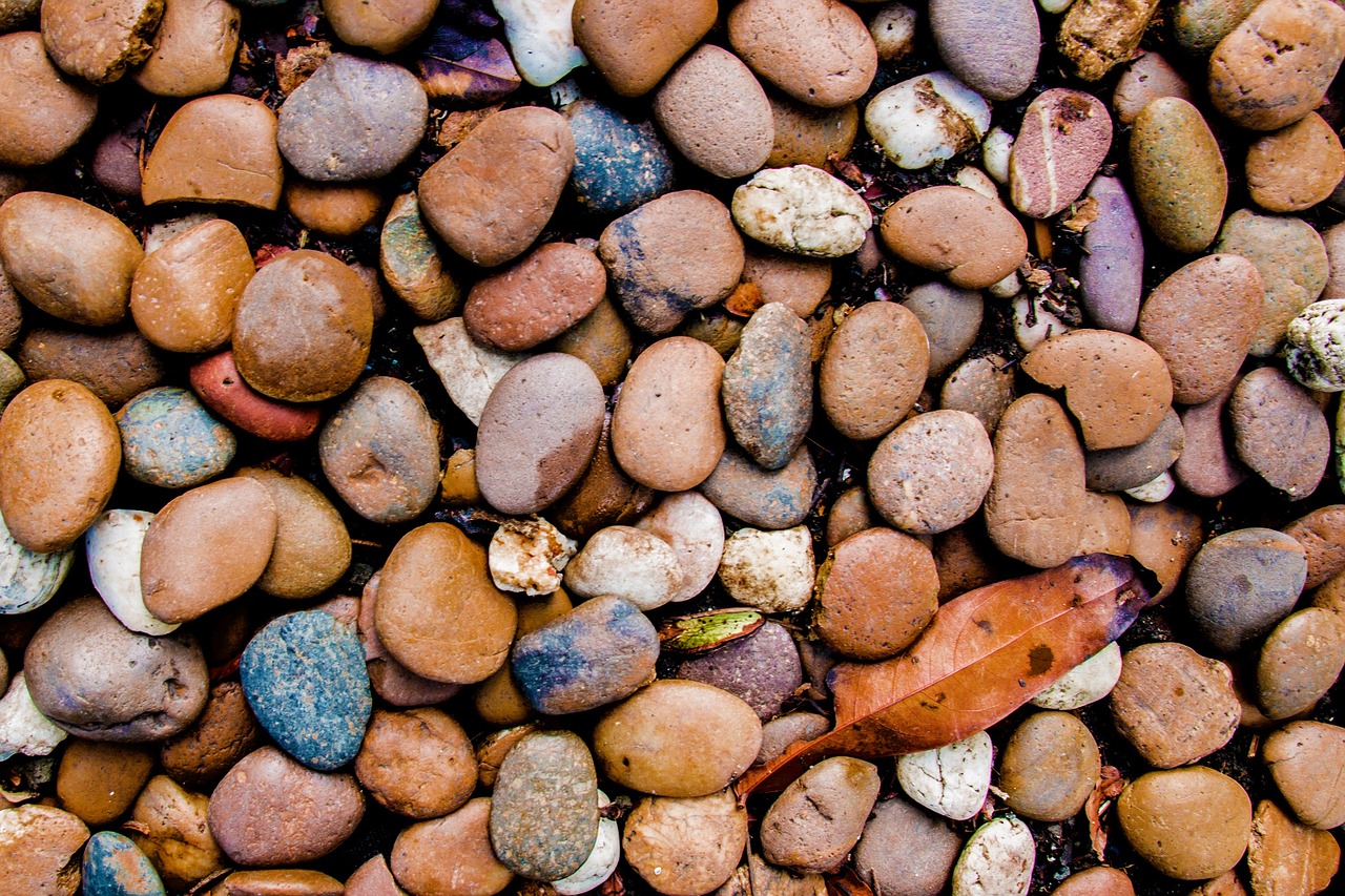 gravel stones gravel colour free photo
