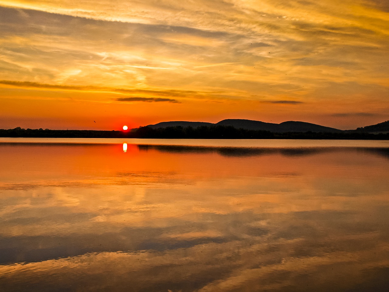 gravel pond pond water free photo