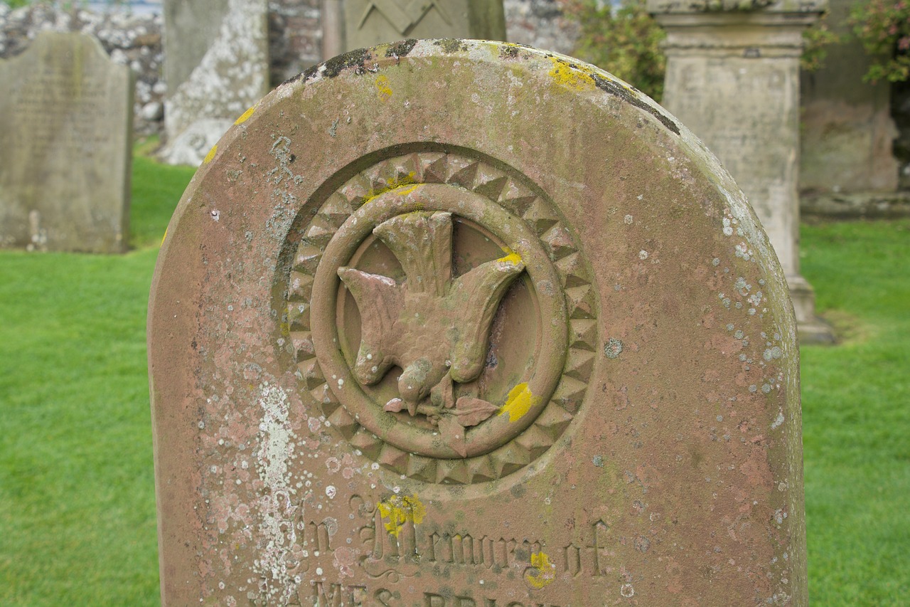 Камень на могиле короля Артура