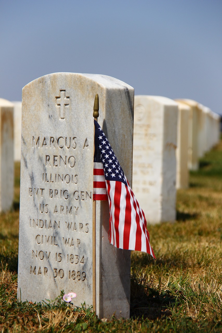 graveyard  american flag  red free photo