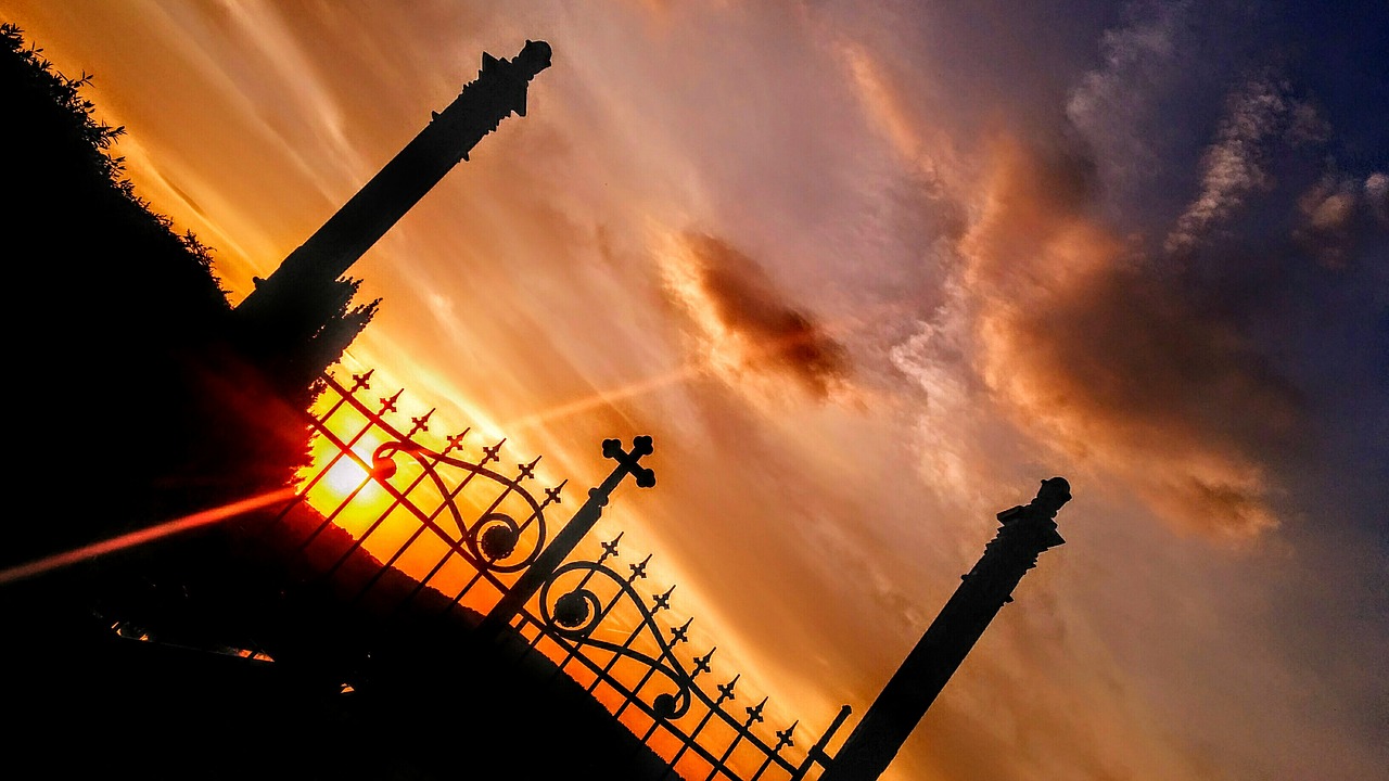 graveyard  gate  cross free photo