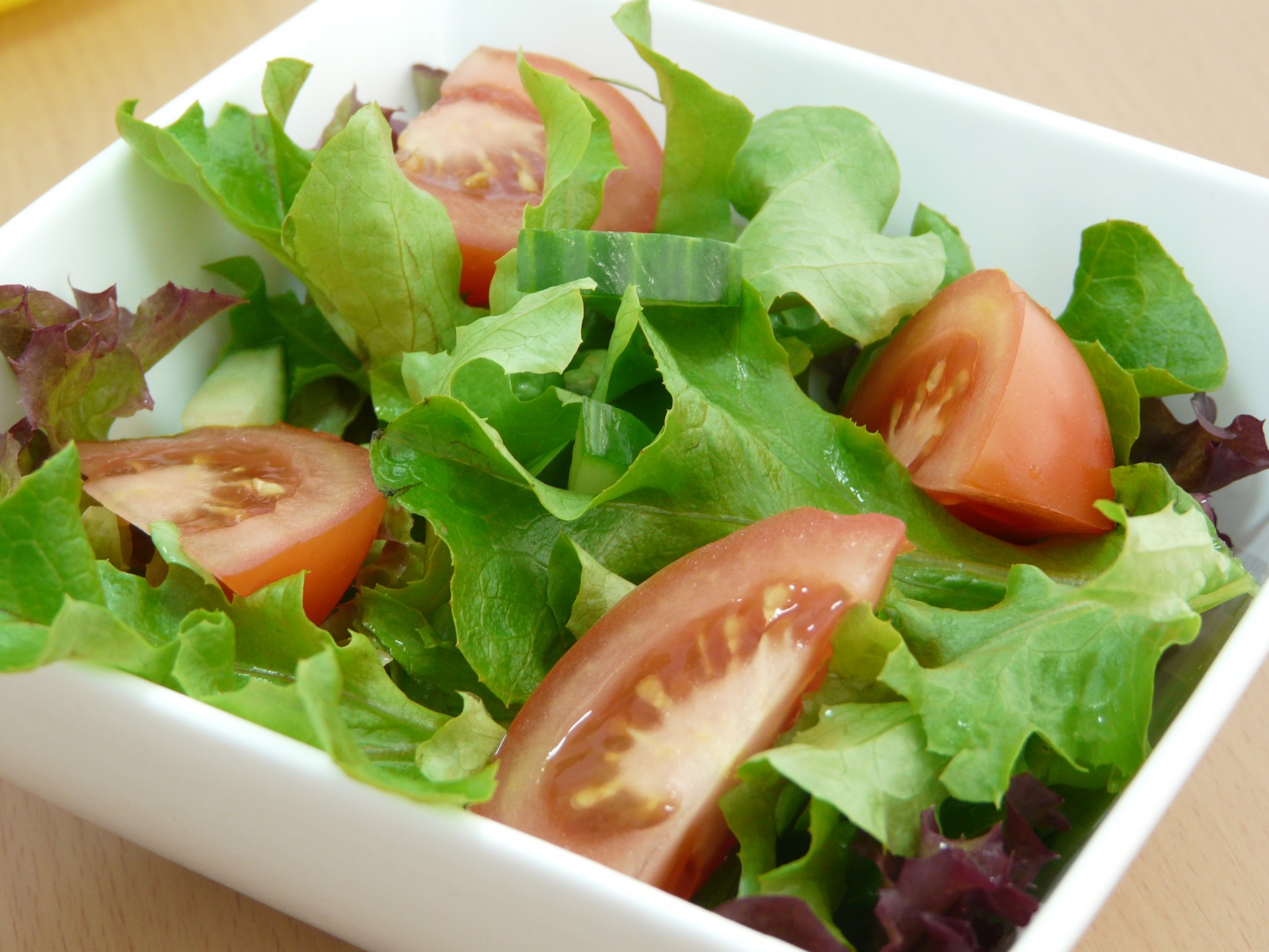 salad tomatoes lettuce free photo