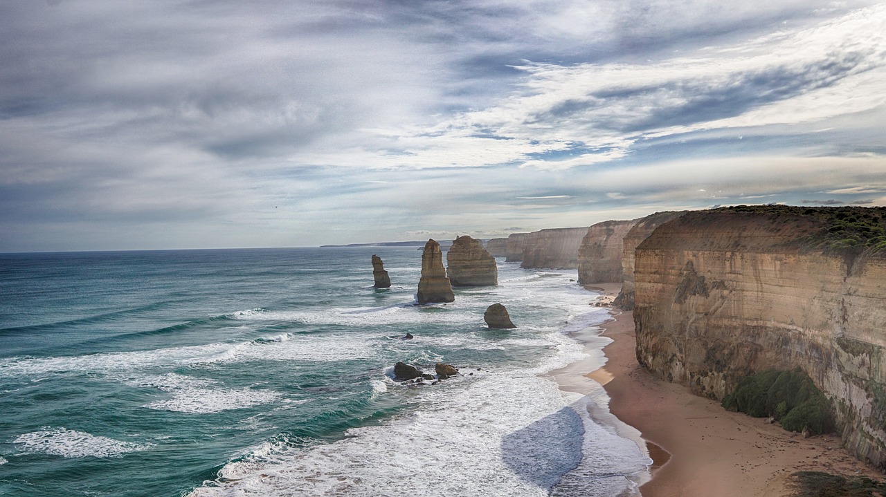 great ocean road  coastline  australia free photo